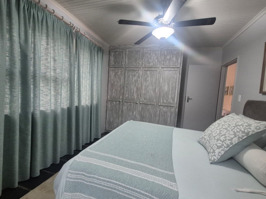 3 Bedroom Property for Sale in Brenton On Lake Western Cape